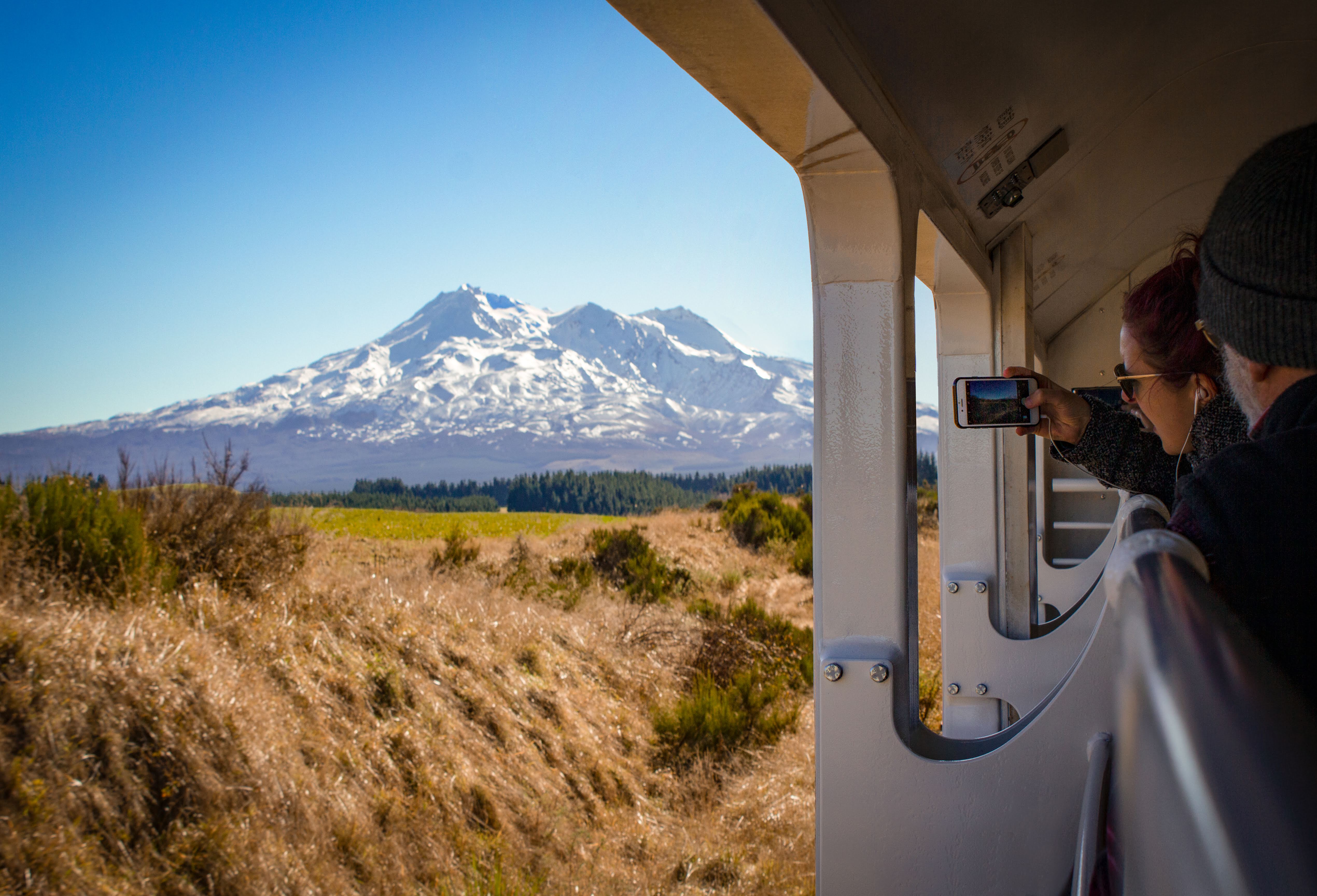 Northern-Explorer-Approaching-winter-in-Ruapehu-RH2826.jpg